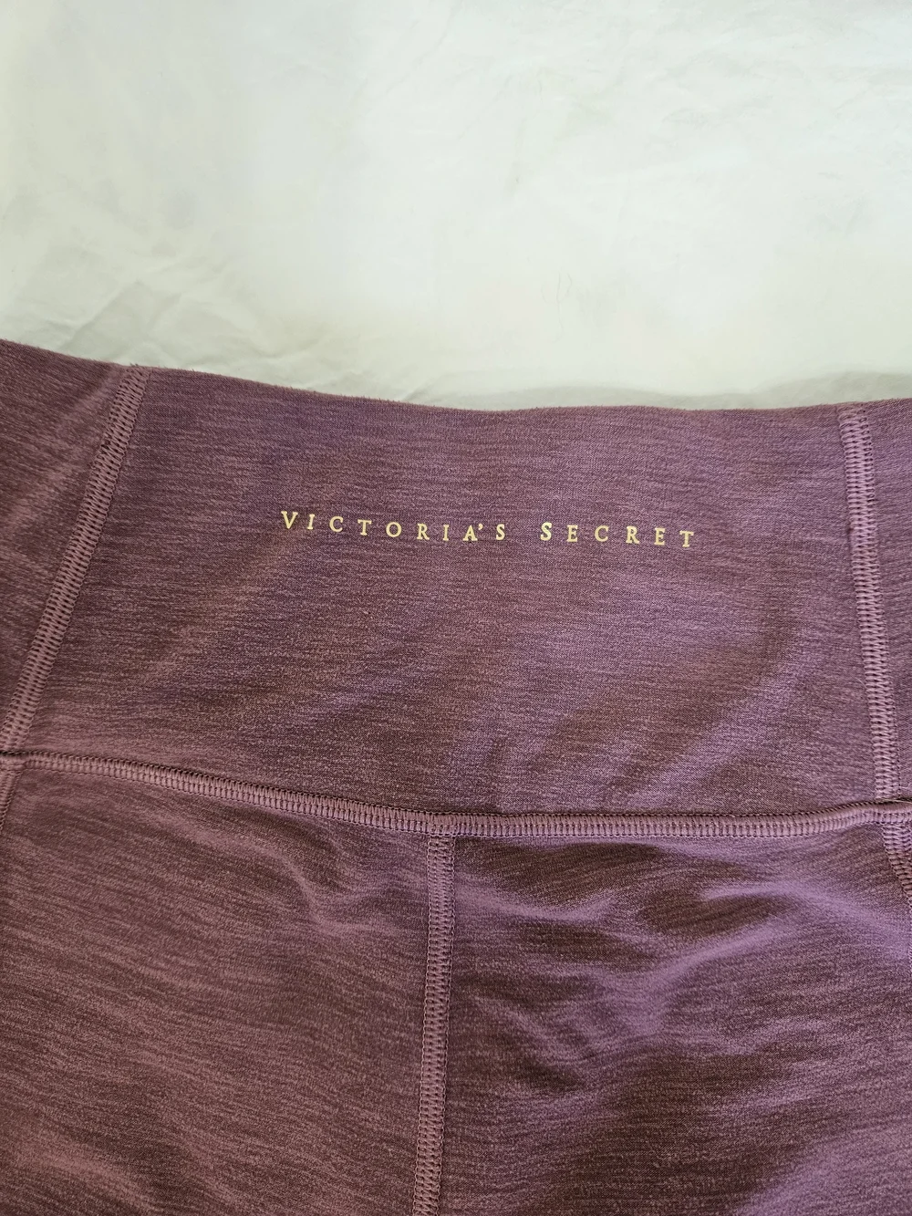 Victoria's Secret Maroon Pocket  Leggings ,Size 6